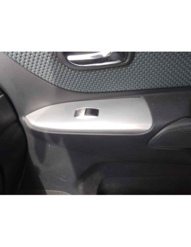 MANDO ELEVALUNAS DELANTERO DERECHO MAZDA...