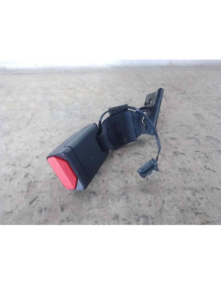 ENGANCHE CINTURON TRASERO IZQUIERDO CITROEN C3 - 241445