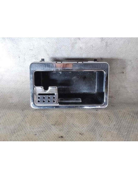 CENICERO MERCEDES-BENZ CLASE C (BM 204) BERLINA - 200026