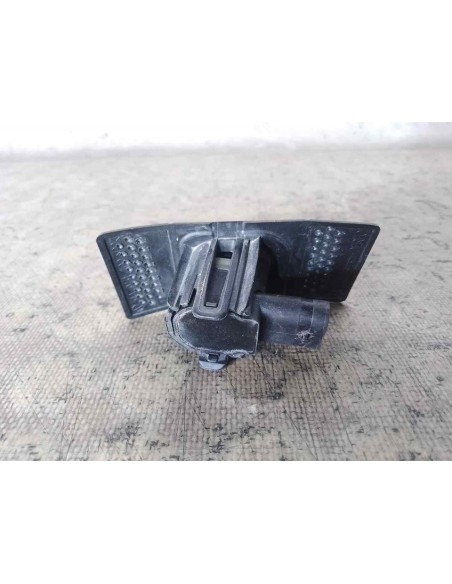 SENSOR APARCAMIENTO DELANTERO VOLKSWAGEN PASSAT BERLINA (362) - 228745