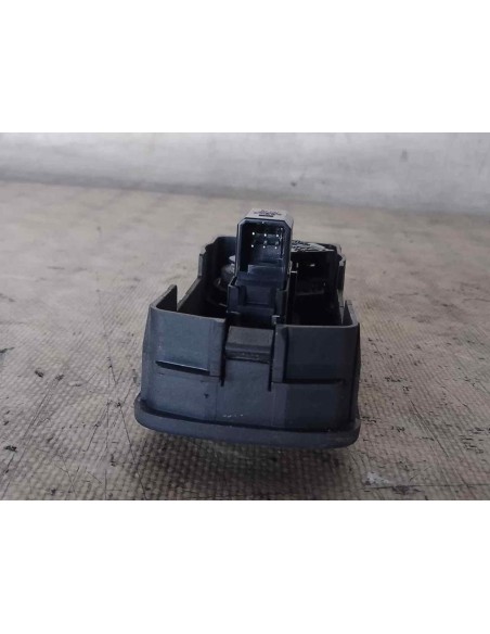 MANDO ELEVALUNAS TRASERO IZQUIERDO OPEL VECTRA C BERLINA - 208312