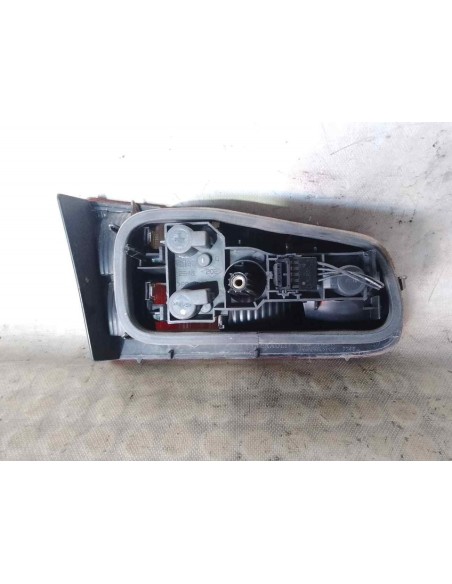 PILOTO TRASERO DERECHO INTERIOR RENAULT LAGUNA II (BG0) - 208430