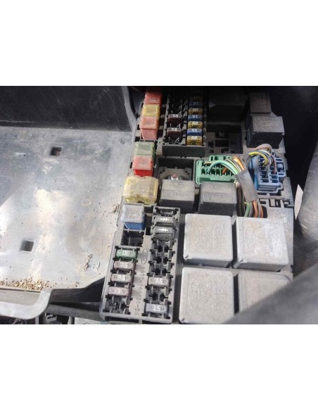 CAJA RELES / FUSIBLES FORD MONDEO BERLINA (GE) - 244208