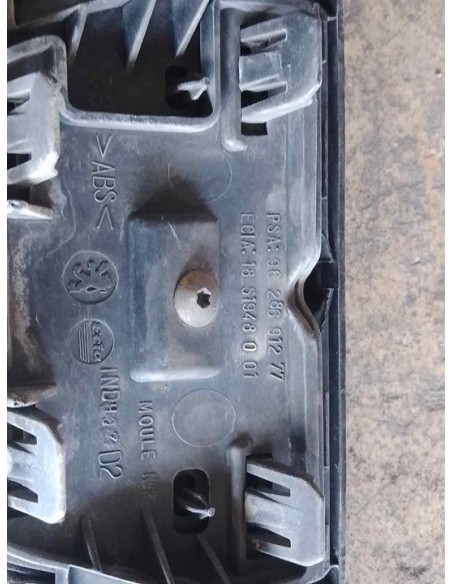 REJILLA DELANTERA PEUGEOT 206 - 208207