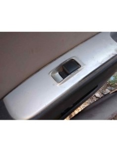 MANDO ELEVALUNAS DELANTERO DERECHO MITSUBISHI L200...