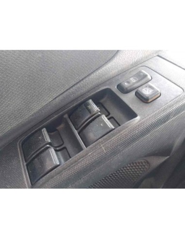 MANDO ELEVALUNAS DELANTERO IZQUIERDO TOYOTA...