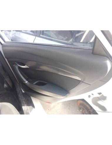 GUARNECIDO PUERTA TRASERA DERECHA HYUNDAI I40...