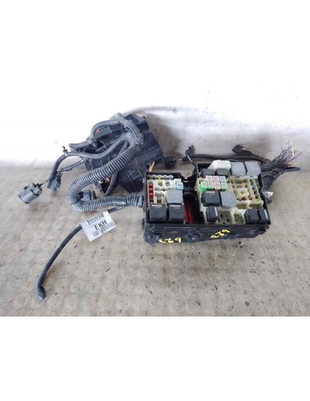 CAJA RELES / FUSIBLES FORD C-MAX (CB7) - 193820