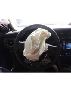 VOLANTE TOYOTA AURIS (E18) - 194846