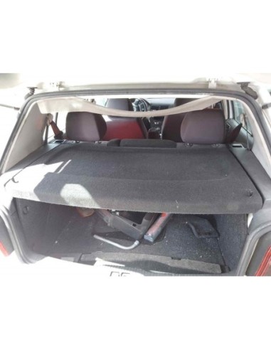 BANDEJA TRASERA VOLKSWAGEN GOLF IV BERLINA...