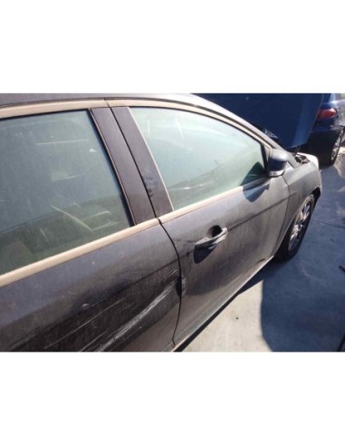 PUERTA DELANTERA DERECHA FORD FOCUS BERLINA...