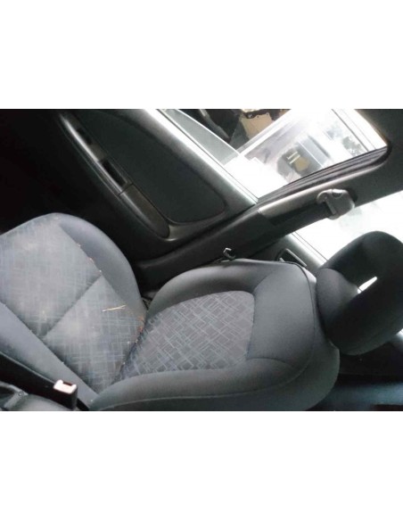 ASIENTO DELANTERO DERECHO TOYOTA AVENSIS BERLINA (T22) - 242405
