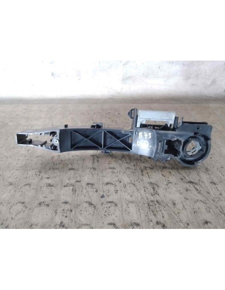 SOPORTE MANETA EXTERIOR DELANTERA DERECHA RENAULT MASTER III CAMIÓN/CHASIS - 234693