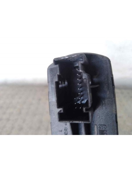 MANDO ELEVALUNAS DELANTERO IZQUIERDO OPEL CORSA D - 189167