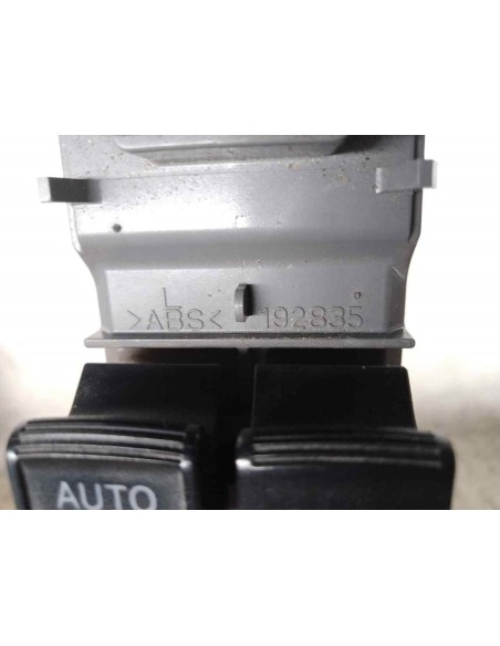 MANDO ELEVALUNAS DELANTERO IZQUIERDO TOYOTA YARIS (XP13) - 194634