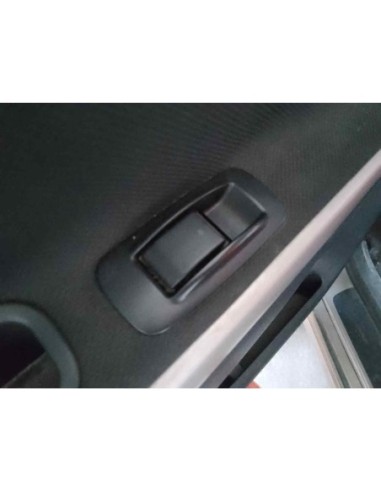 MANDO ELEVALUNAS TRASERO IZQUIERDO TOYOTA...