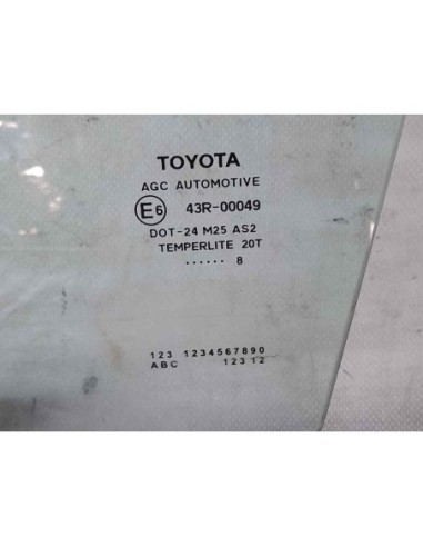 LUNA DELANTERA IZQUIERDA TOYOTA AURIS (E18) -...
