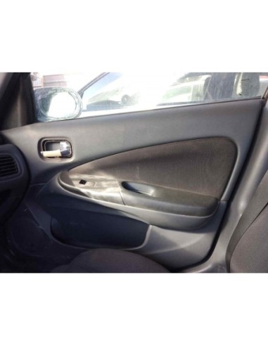 GUARNECIDO PUERTA DELANTERA DERECHA NISSAN...