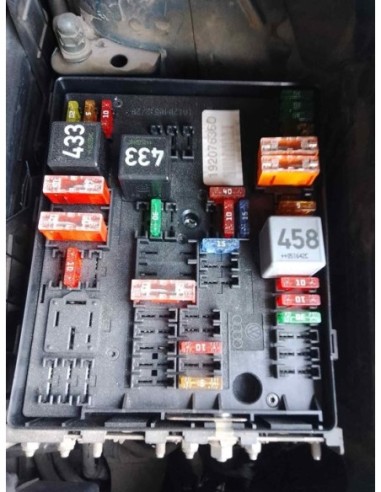 CAJA RELES / FUSIBLES VOLKSWAGEN GOLF PLUS V...