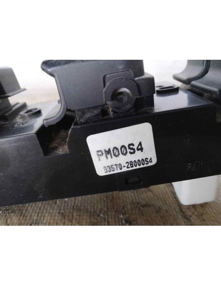 MANDO ELEVALUNAS DELANTERO IZQUIERDO HYUNDAI SANTA FE (CM) - 196569