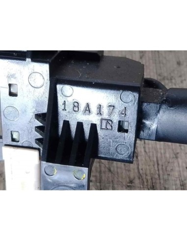 MANDO MULTIFUNCION TOYOTA COROLLA VERSO (R1) -...