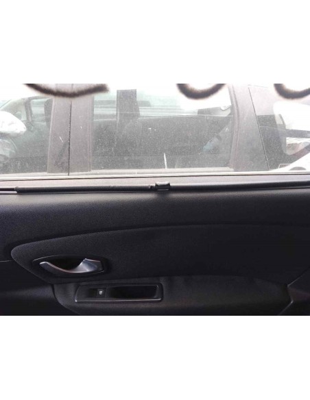 GUARNECIDO PUERTA TRASERA DERECHA RENAULT SCENIC III (JZ) - 200082