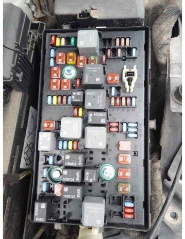 CAJA RELES / FUSIBLES OPEL INSIGNIA BERLINA -...