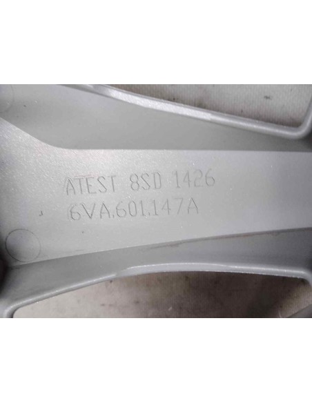 TAPACUBOS SKODA FABIA (PJ3) - 205164