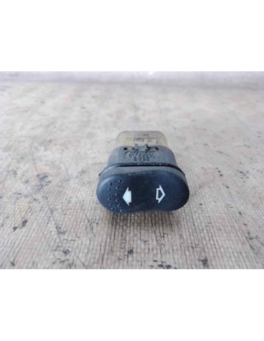 MANDO ELEVALUNAS DELANTERO DERECHO FORD FOCUS...