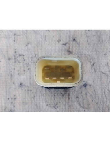 MANDO ELEVALUNAS DELANTERO DERECHO FORD FOCUS...