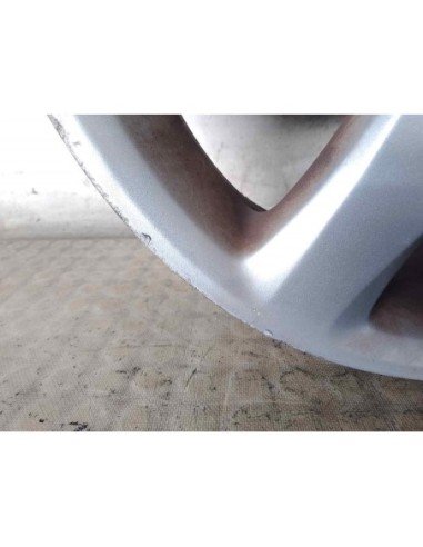 LLANTA TOYOTA AVENSIS BERLINA (T25) - 208303