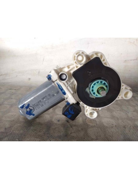 MOTOR ELEVALUNAS DELANTERO DERECHO MERCEDES-BENZ CLASE C (BM 203) SPORTCOUPE - 208787