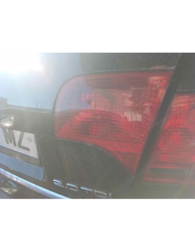 PILOTO TRASERO DERECHO INTERIOR AUDI A4 BERLINA...