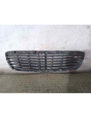 REJILLA DELANTERA MERCEDES-BENZ CLASE E (BM...