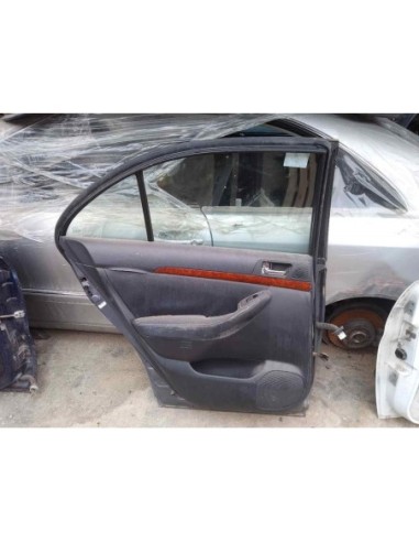 PUERTA TRASERA IZQUIERDA TOYOTA AVENSIS BERLINA...