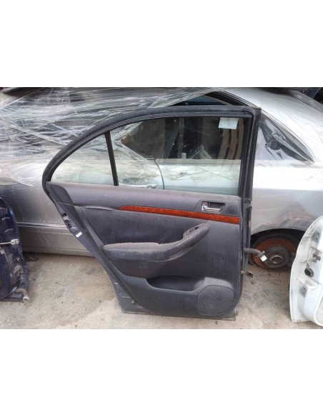 PUERTA TRASERA IZQUIERDA TOYOTA AVENSIS BERLINA (T25) - 230483