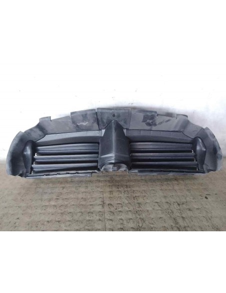 REJILLA DELANTERA BMW SERIE 3 BERLINA (E90) - 247701