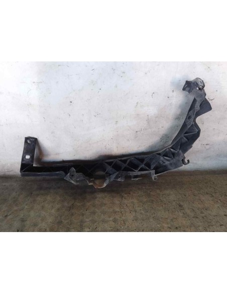 SOPORTE FARO DERECHO BMW SERIE 3 BERLINA (E90) - 235146