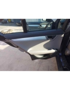 GUARNECIDO PUERTA TRASERA IZQUIERDA MERCEDES-BENZ CLASE C...