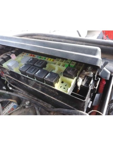 CAJA RELES / FUSIBLES LAND ROVER RANGE ROVER...