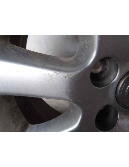 LLANTA TOYOTA AVENSIS BERLINA (T25) - 200549