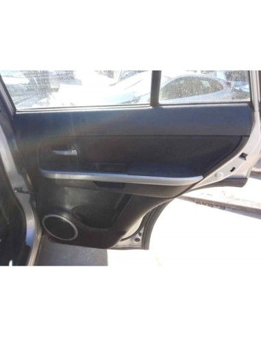 GUARNECIDO PUERTA TRASERA DERECHA SUZUKI GRAND...
