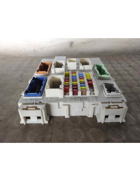 CAJA RELES / FUSIBLES FORD KUGA (CBS) - 227566