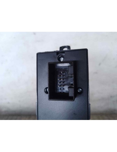 MANDO ELEVALUNAS DELANTERO IZQUIERDO SEAT LEON (1M1) - 210102