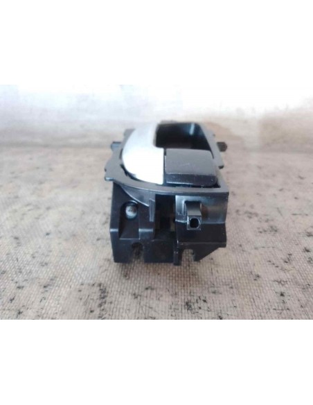 MANETA INTERIOR DELANTERA DERECHA TOYOTA AURIS (E18) - 194900