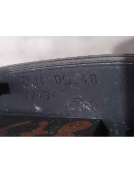 MANDO ELEVALUNAS DELANTERO DERECHO TOYOTA AVENSIS BERLINA (T25) - 230491