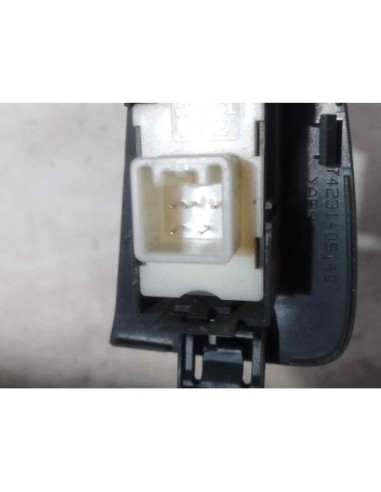 MANDO ELEVALUNAS DELANTERO DERECHO TOYOTA...