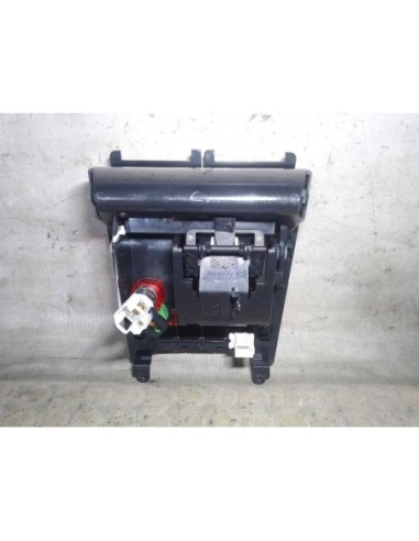 CENICERO VOLKSWAGEN GOLF V (1K1)(10 2003) - 220470