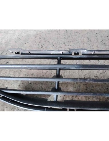 REJILLA DELANTERA VOLVO V40 - 221229