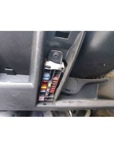 CAJA RELES / FUSIBLES MAZDA 2 BERLINA (DY) -...